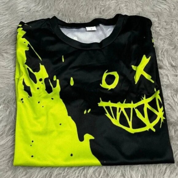 Breathable & Stylish Men’s Tee - Picture 5 of 5